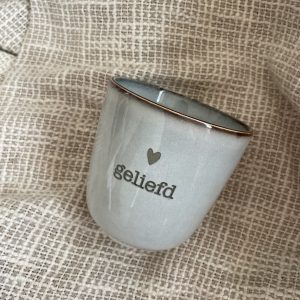 Beker "geliefd"