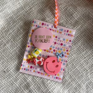 Sleutelhanger smiley neon roze
